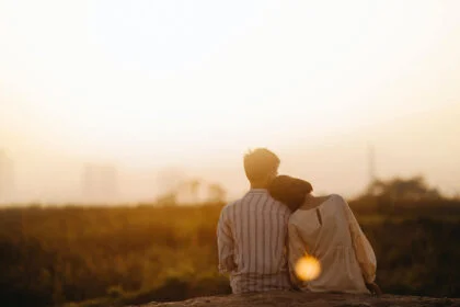 Demiromanticism