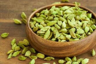 Benefits of Eating Cardamom